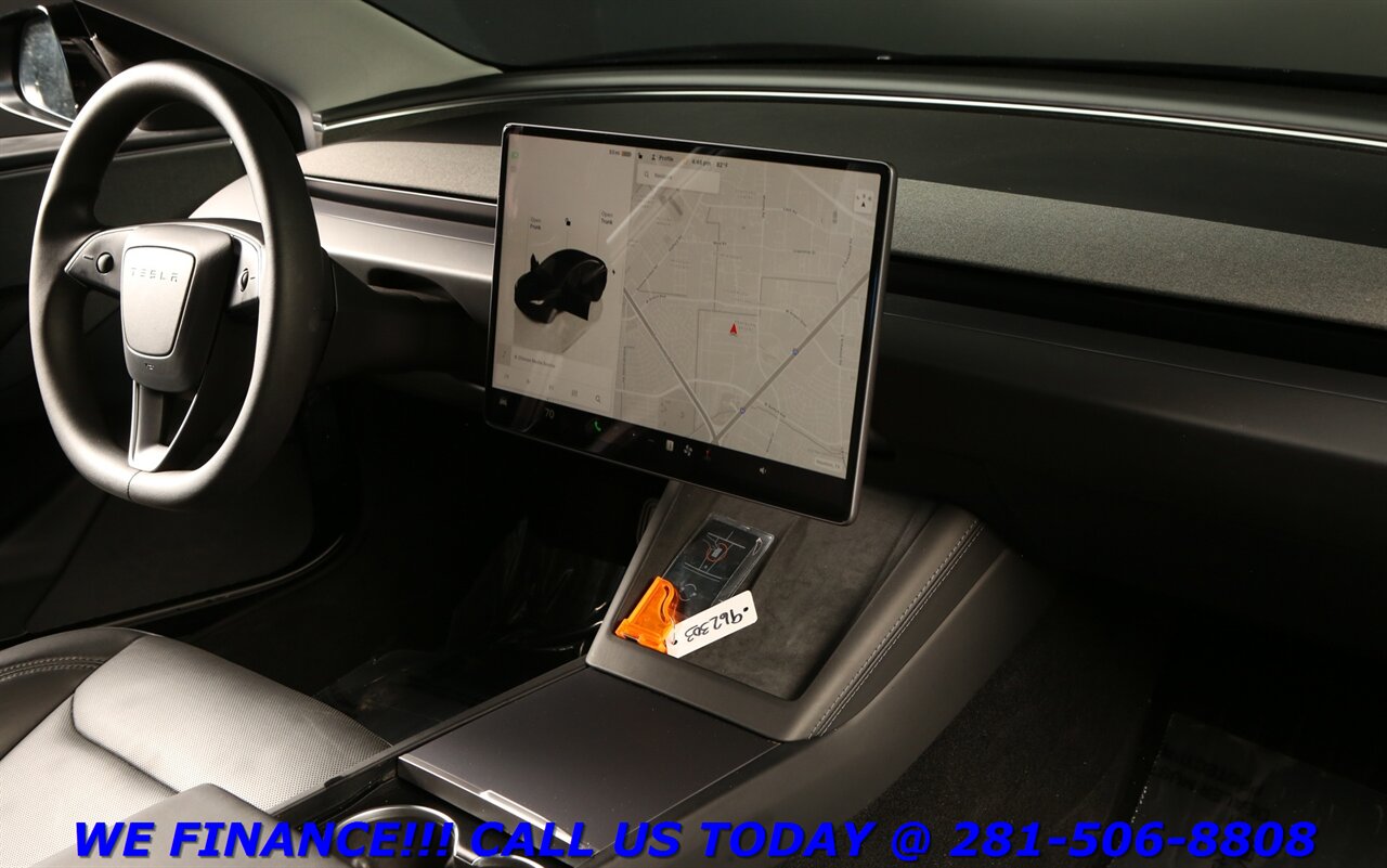2025 Tesla Model 3 2025 Long Range FSD4 AUTOPILOT PANO CAM 10K MILES - Photo 18 - Houston, TX 77031