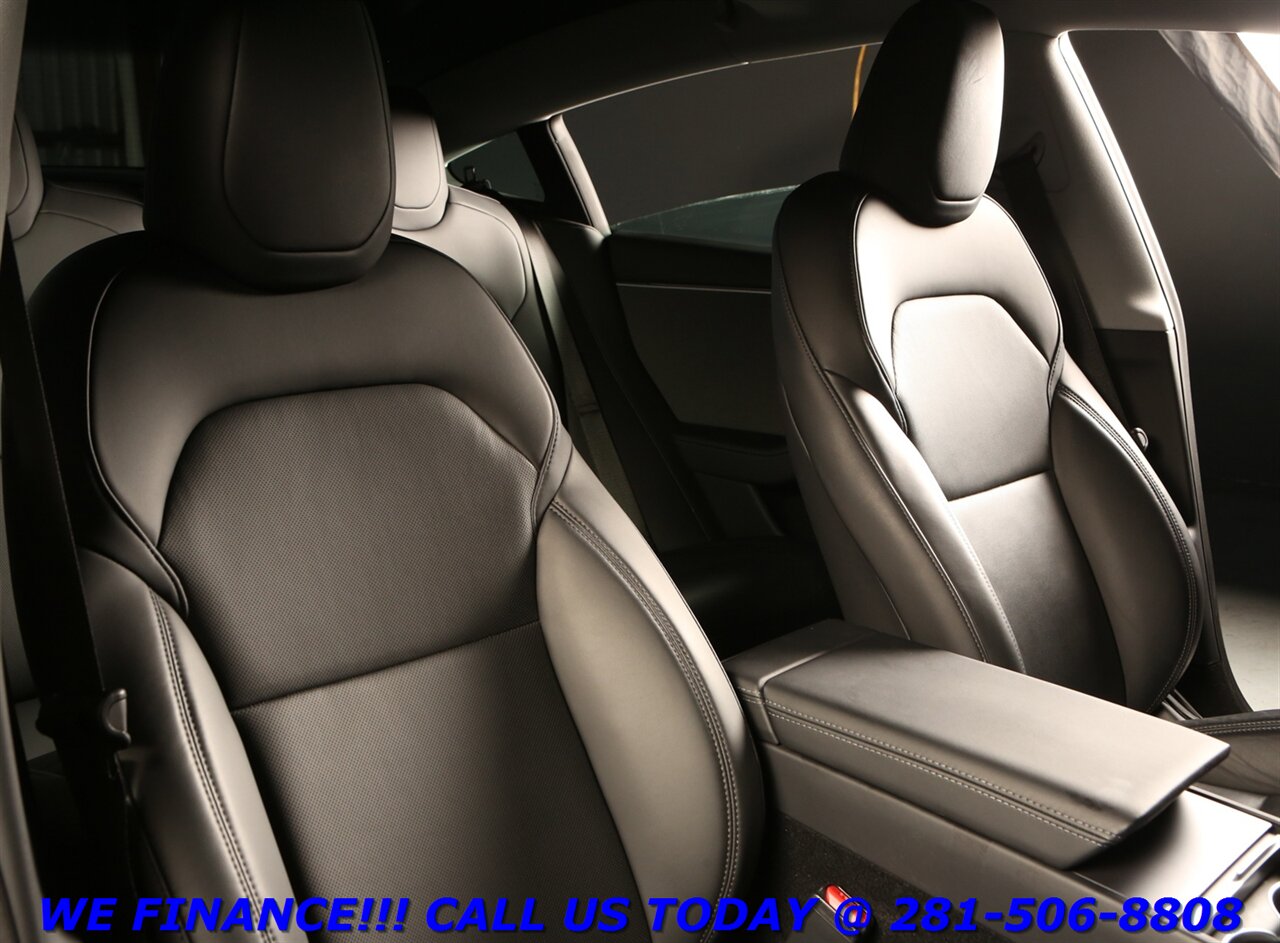 2025 Tesla Model 3 2025 Long Range FSD4 AUTOPILOT PANO CAM 10K MILES - Photo 19 - Houston, TX 77031