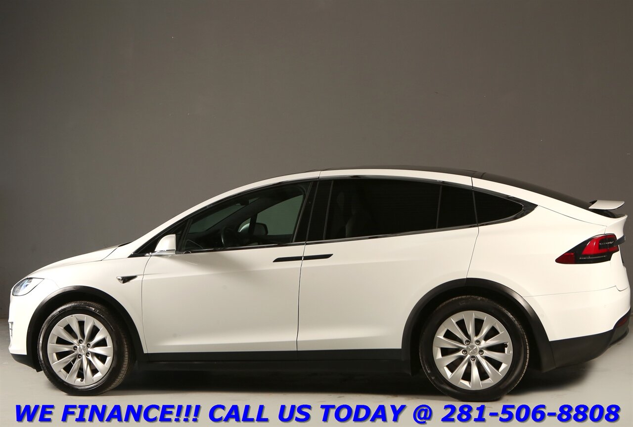 2020 Tesla Model X 2020 Long Range Plus AWD FSD 3RD ROW WOOD 37K - Photo 4 - Houston, TX 77031