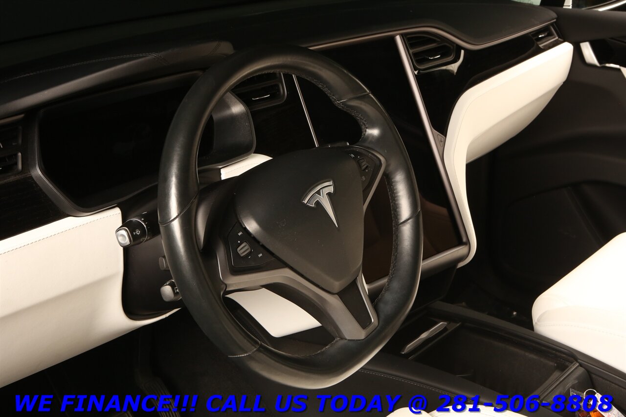 2020 Tesla Model X 2020 Long Range Plus AWD FSD 3RD ROW WOOD 37K - Photo 10 - Houston, TX 77031