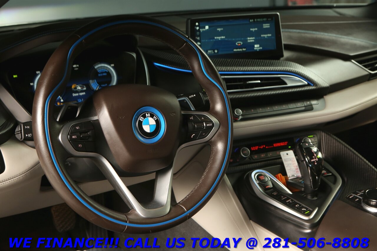 2019 BMW i8 2019 TERA WORLD AWD PLUG-IN HYBRID BLIND 34K MLS   - Photo 11 - Houston, TX 77031