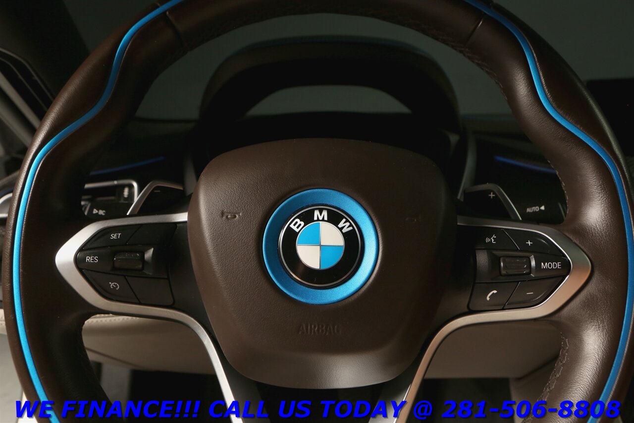 2019 BMW i8 2019 TERA WORLD AWD PLUG-IN HYBRID BLIND 34K MLS   - Photo 14 - Houston, TX 77031