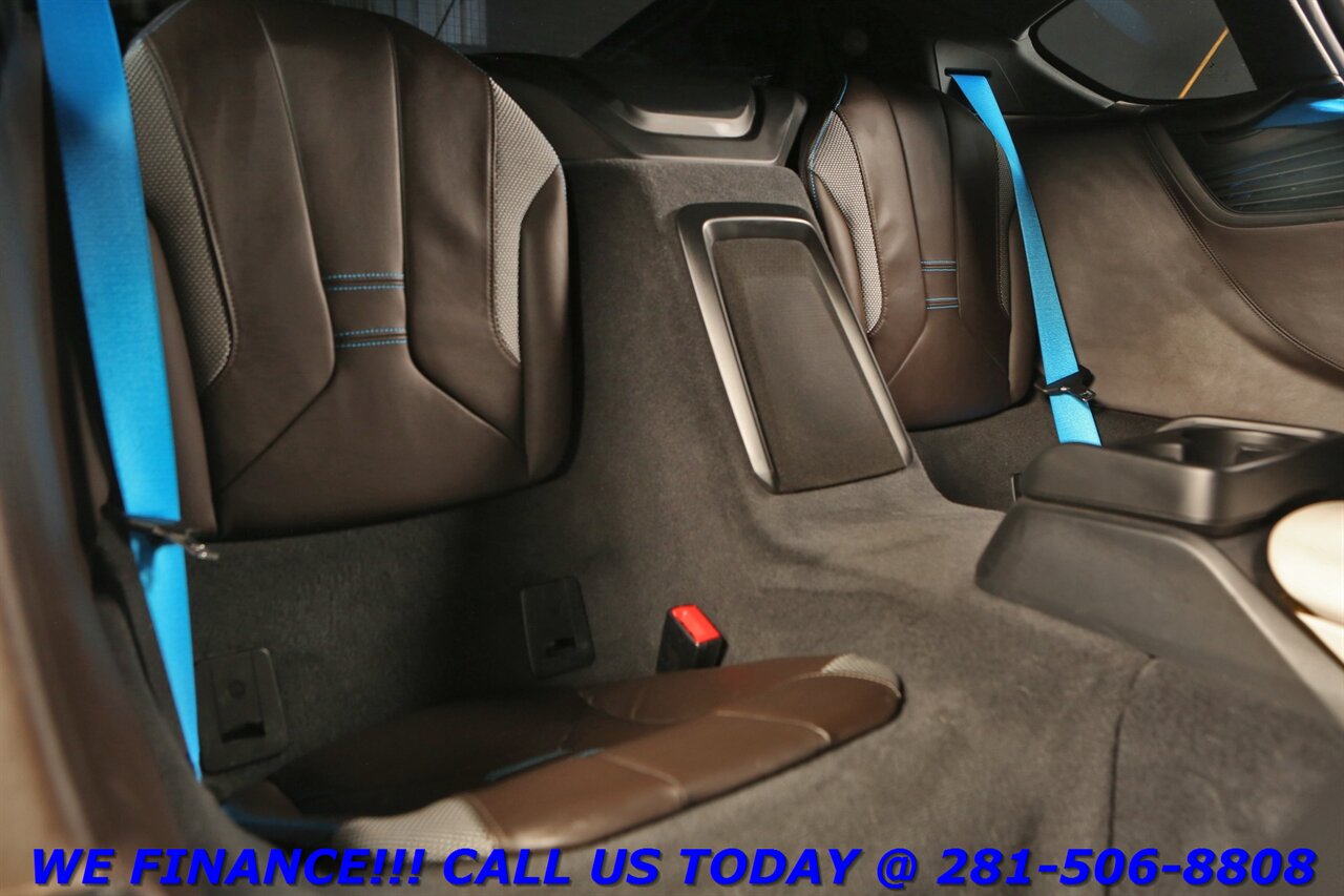 2019 BMW i8 2019 TERA WORLD AWD PLUG-IN HYBRID BLIND 34K MLS   - Photo 23 - Houston, TX 77031