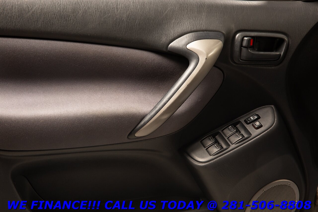 2004 Toyota RAV4 2004 AUTO CRUISE 16 "ALLOY ROOF RACK - Photo 9 - Houston, TX 77031