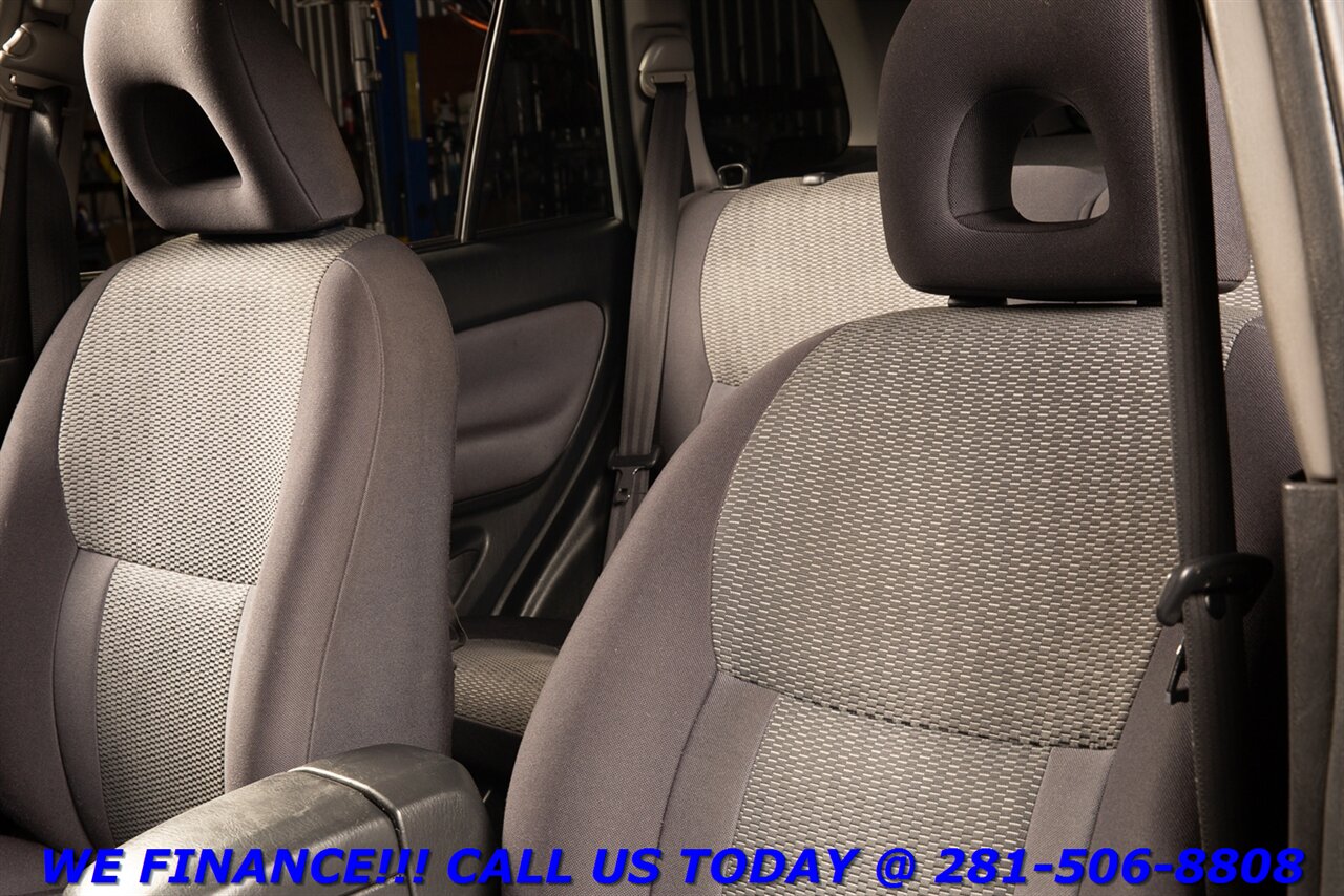 2004 Toyota RAV4 2004 AUTO CRUISE 16 "ALLOY ROOF RACK - Photo 12 - Houston, TX 77031