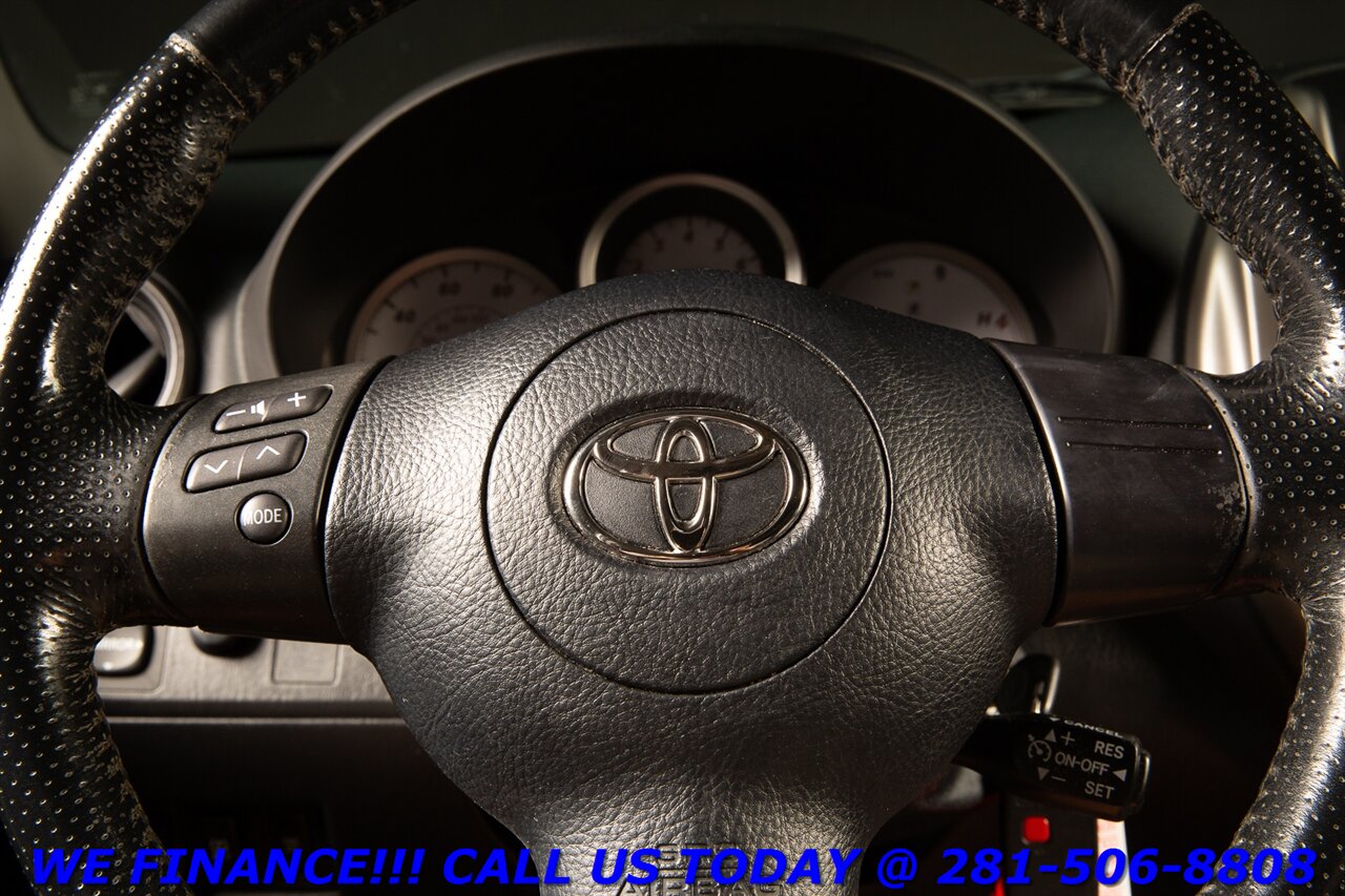 2004 Toyota RAV4 2004 AUTO CRUISE 16 "ALLOY ROOF RACK - Photo 14 - Houston, TX 77031