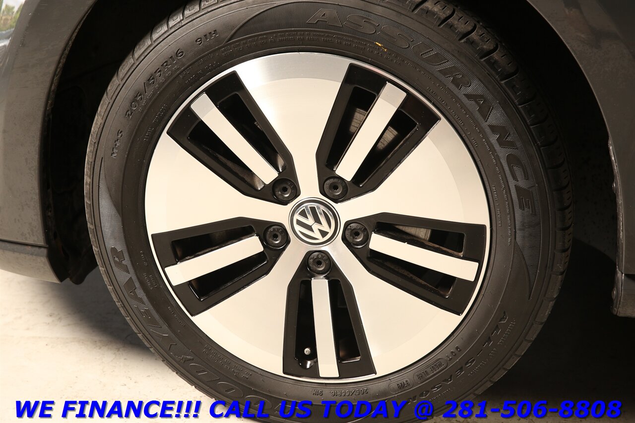 2019 Volkswagen Golf 2019 e-Golf Electric SE BLIND HEATSEAT CAMERA 45K   - Photo 24 - Houston, TX 77031