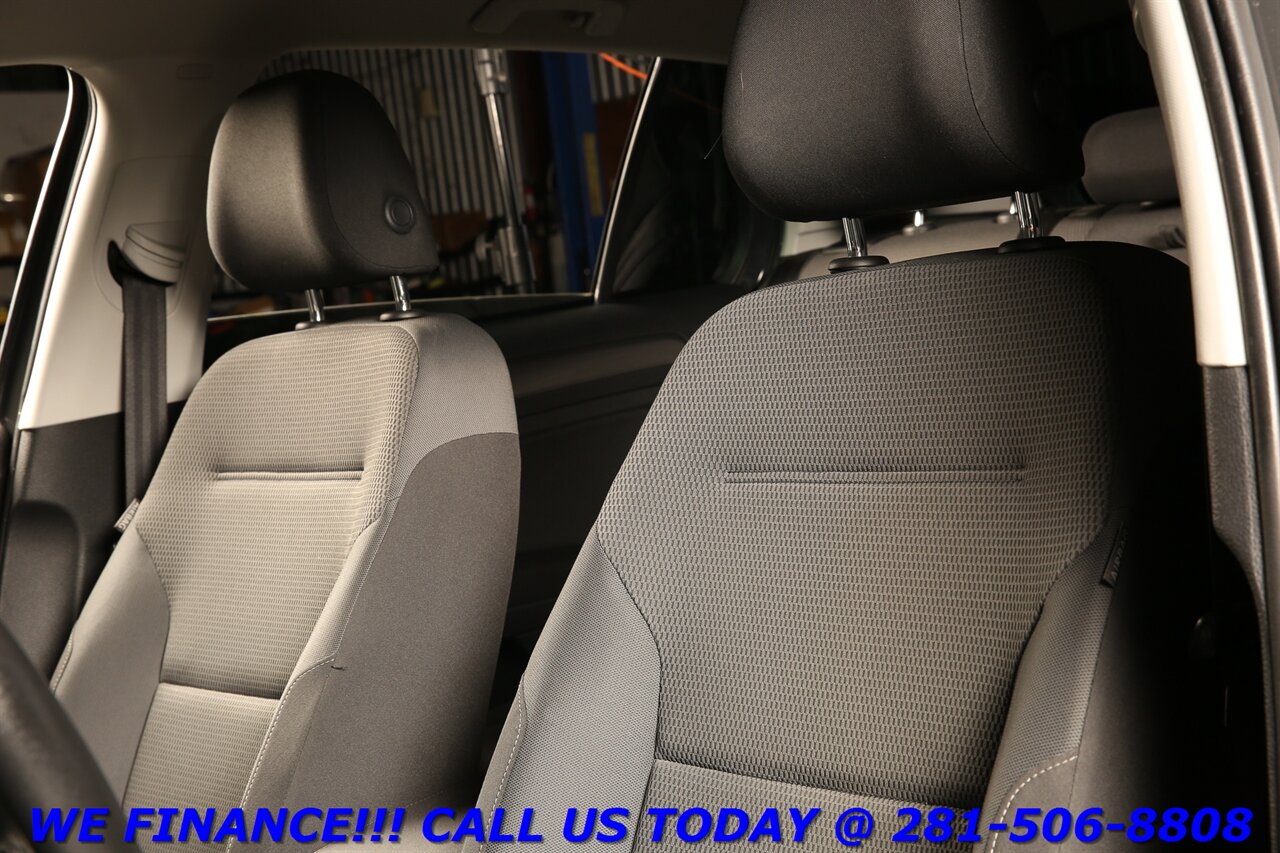 2019 Volkswagen Golf 2019 e-Golf Electric SE BLIND HEATSEAT CAMERA 45K   - Photo 11 - Houston, TX 77031