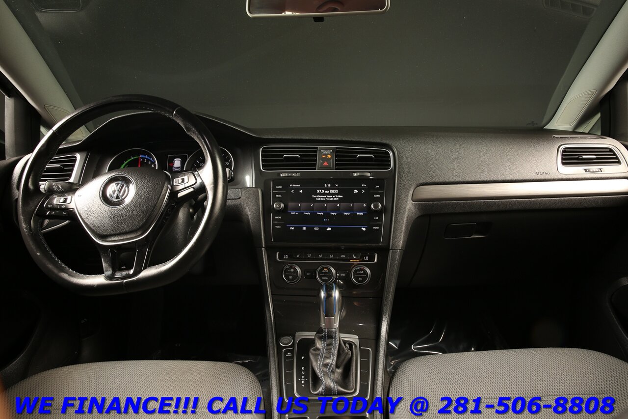 2019 Volkswagen Golf 2019 e-Golf Electric SE BLIND HEATSEAT CAMERA 45K   - Photo 3 - Houston, TX 77031