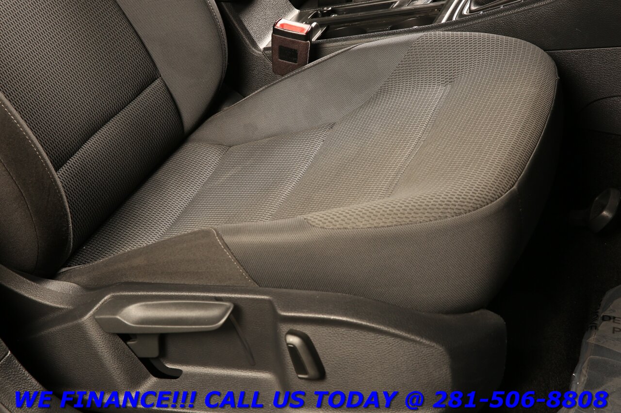 2019 Volkswagen Golf 2019 e-Golf Electric SE BLIND HEATSEAT CAMERA 45K   - Photo 22 - Houston, TX 77031