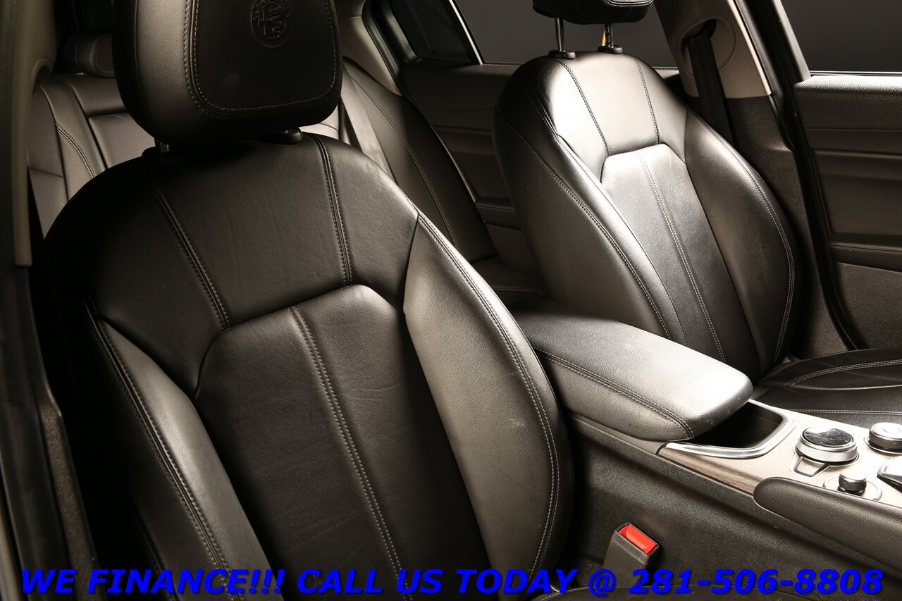 2021 Alfa Romeo Giulia 2021 Ti Q4 AWD NAV PANO ADAPT CRUISE BLIND 44K MLS   - Photo 21 - Houston, TX 77031