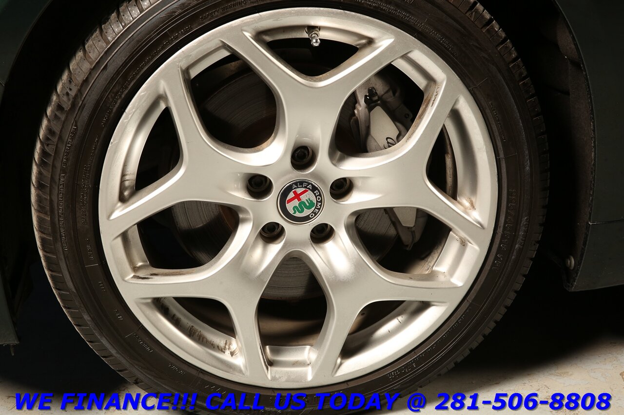 2021 Alfa Romeo Giulia 2021 Ti Q4 AWD NAV PANO ADAPT CRUISE BLIND 44K MLS   - Photo 24 - Houston, TX 77031