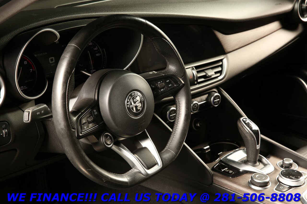 2021 Alfa Romeo Giulia 2021 Ti Q4 AWD NAV PANO ADAPT CRUISE BLIND 44K MLS   - Photo 10 - Houston, TX 77031