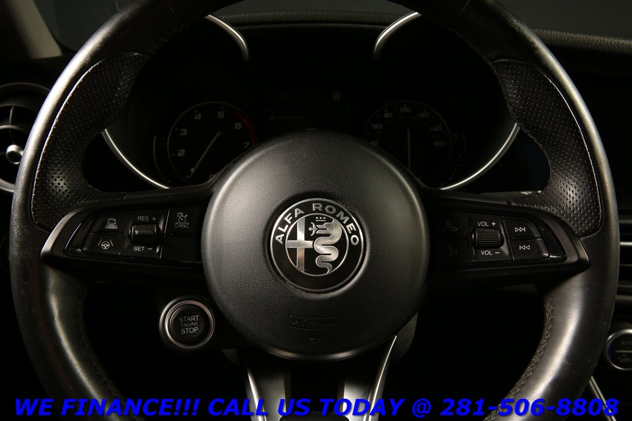 2021 Alfa Romeo Giulia 2021 Ti Q4 AWD NAV PANO ADAPT CRUISE BLIND 44K MLS   - Photo 14 - Houston, TX 77031