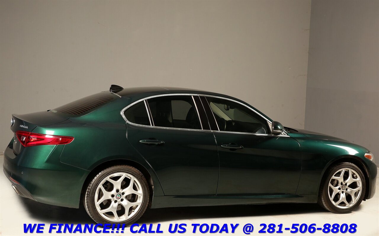 2021 Alfa Romeo Giulia 2021 Ti Q4 AWD NAV PANO ADAPT CRUISE BLIND 44K MLS   - Photo 6 - Houston, TX 77031