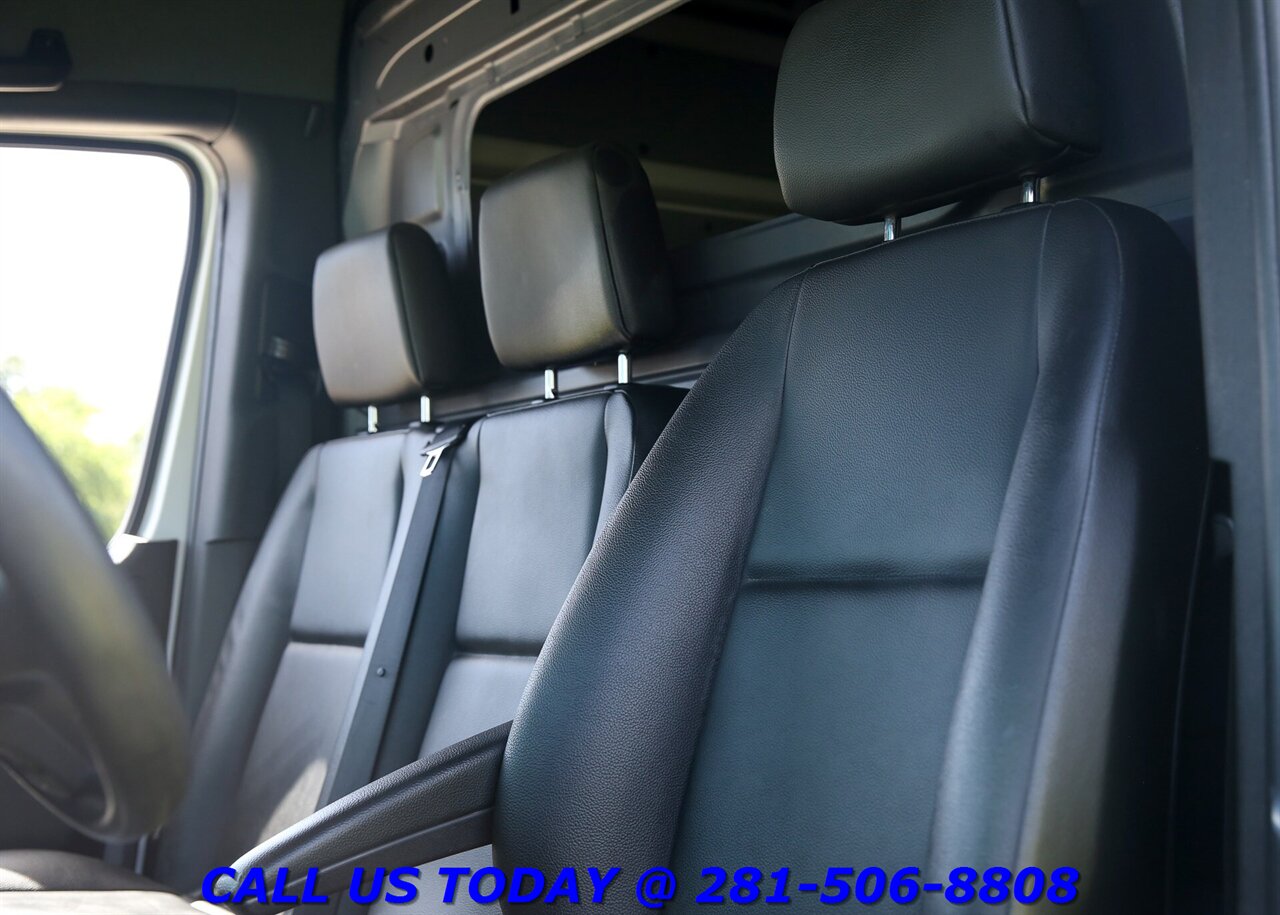 2023 Mercedes-Benz Sprinter 2023 2500 DIESEL 170 " CARGO VAN HIGH ROOF BLIS CAM - Photo 11 - Houston, TX 77031