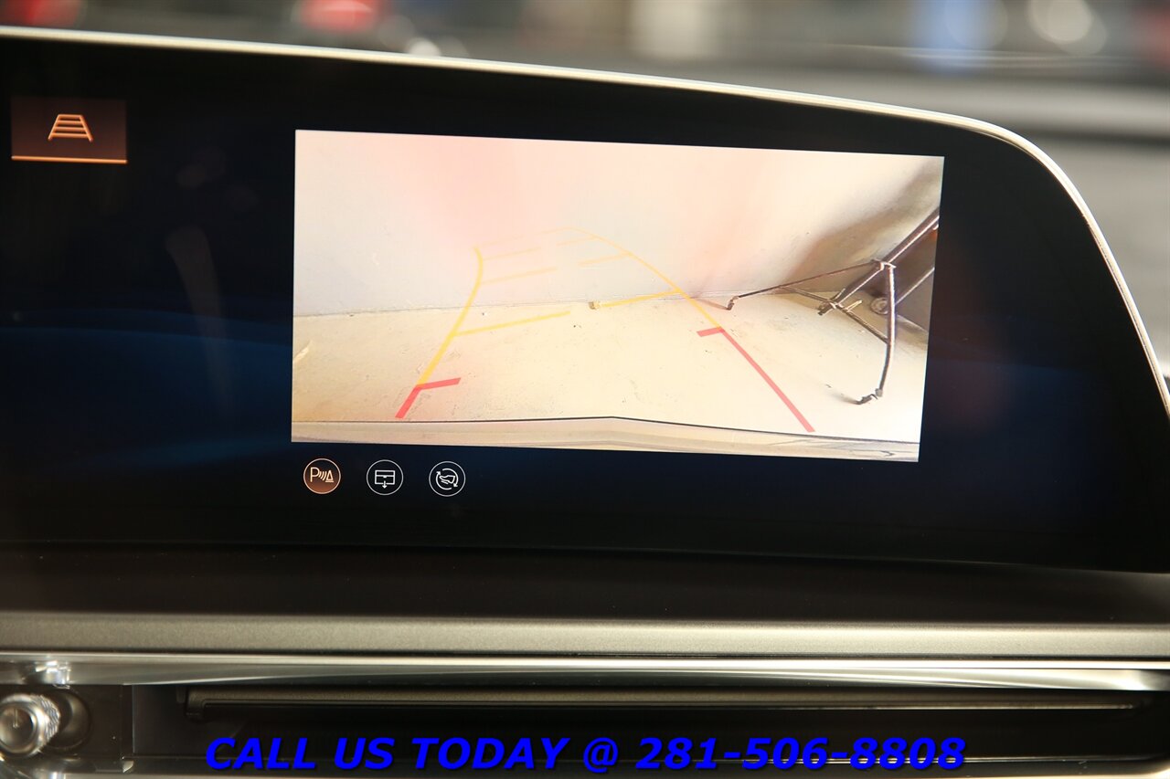 2024 Cadillac LYRIQ 2024 Tech NAV PANO ADADPTcruise 360CAM CARPLAY 20 " - Photo 18 - Houston, TX 77031