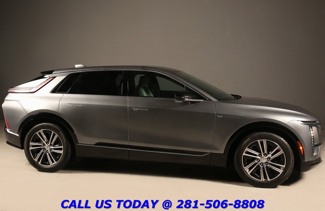 2023 Cadillac LYRIQ 2023 Debut Edition PANO SUPERCRUISE AKG 23K Mi - Photo 8 - Houston, TX 77031