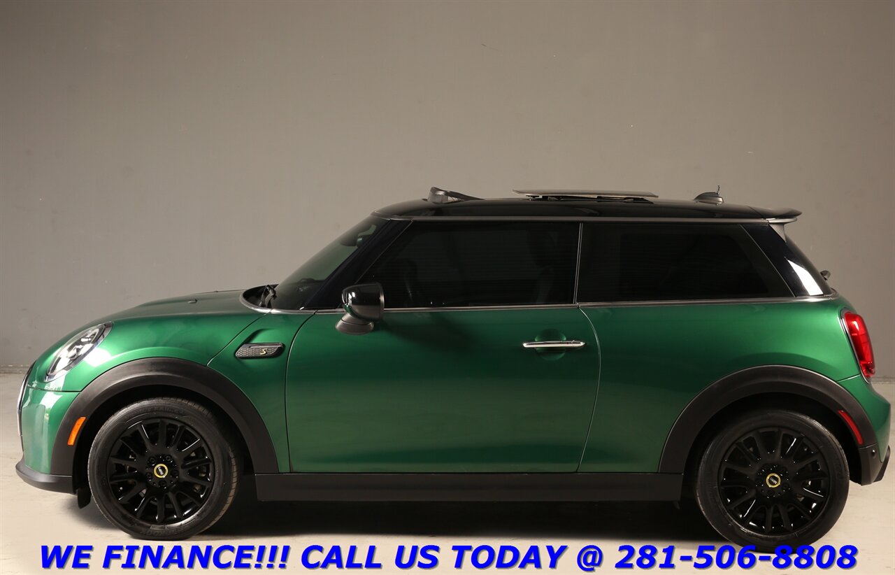 2023 MINI Cooper 2023 SE SIGNATURE NAV PANO SPORT LANE HARMAN 21 ML   - Photo 30 - Houston, TX 77031