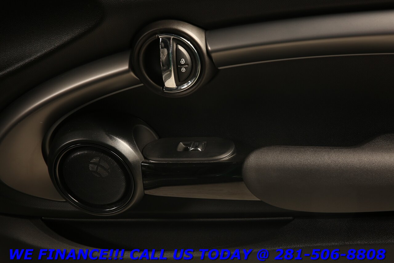 2023 MINI Cooper 2023 SE SIGNATURE NAV PANO SPORT LANE HARMAN 21 ML   - Photo 26 - Houston, TX 77031