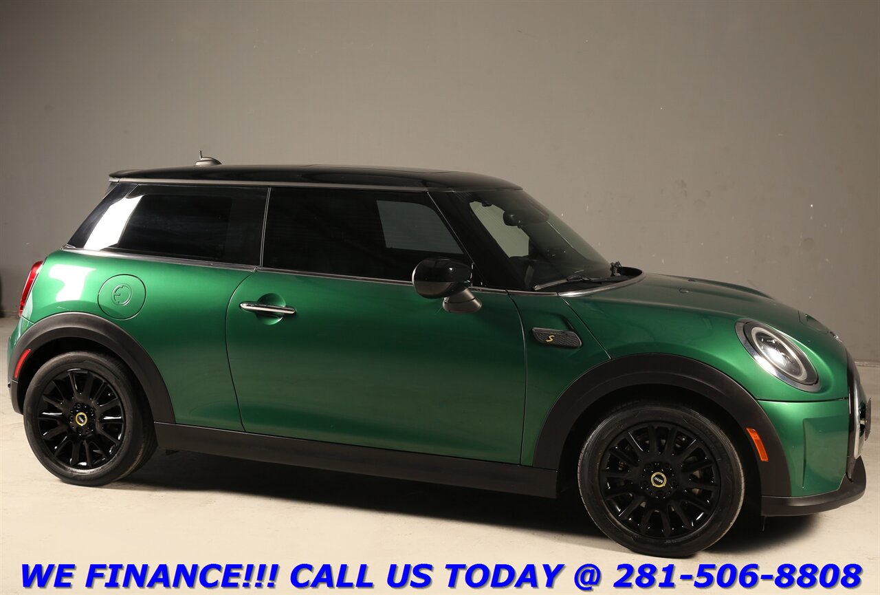 2023 MINI Cooper 2023 SE SIGNATURE NAV PANO SPORT LANE HARMAN 21 ML   - Photo 7 - Houston, TX 77031