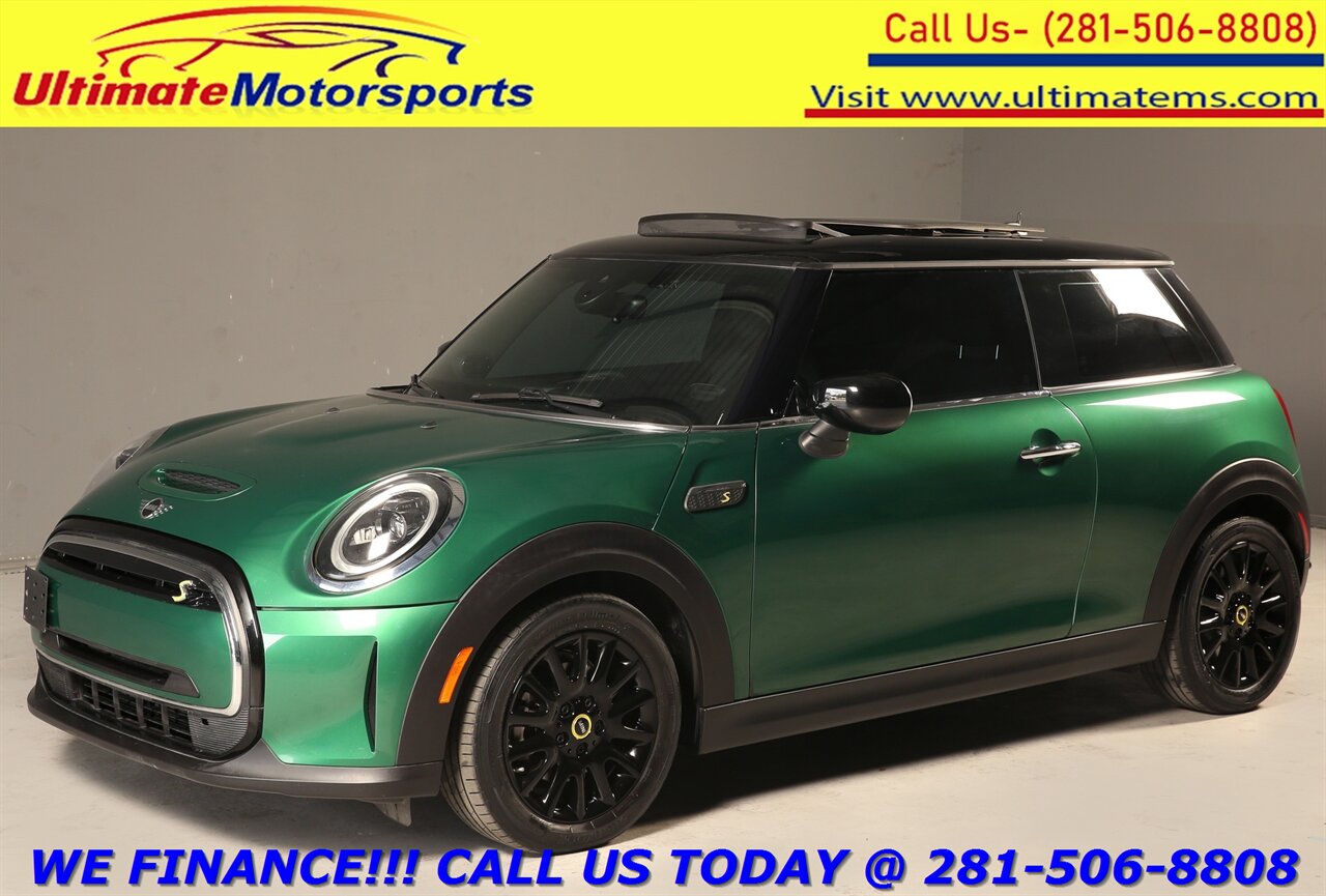 2023 MINI Cooper 2023 SE SIGNATURE NAV PANO SPORT LANE HARMAN 21 ML   - Photo 1 - Houston, TX 77031