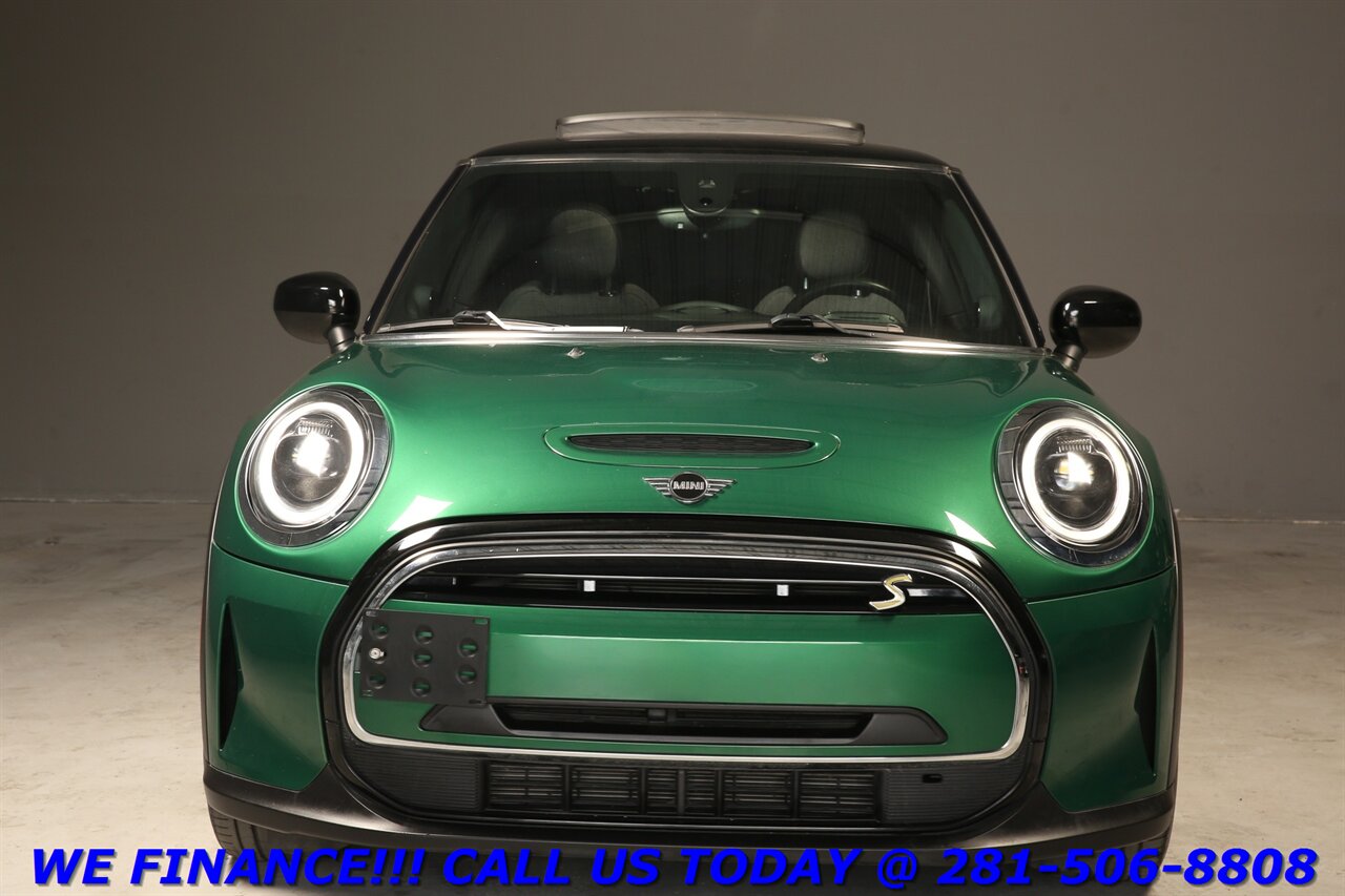 2023 MINI Cooper 2023 SE SIGNATURE NAV PANO SPORT LANE HARMAN 21 ML   - Photo 8 - Houston, TX 77031