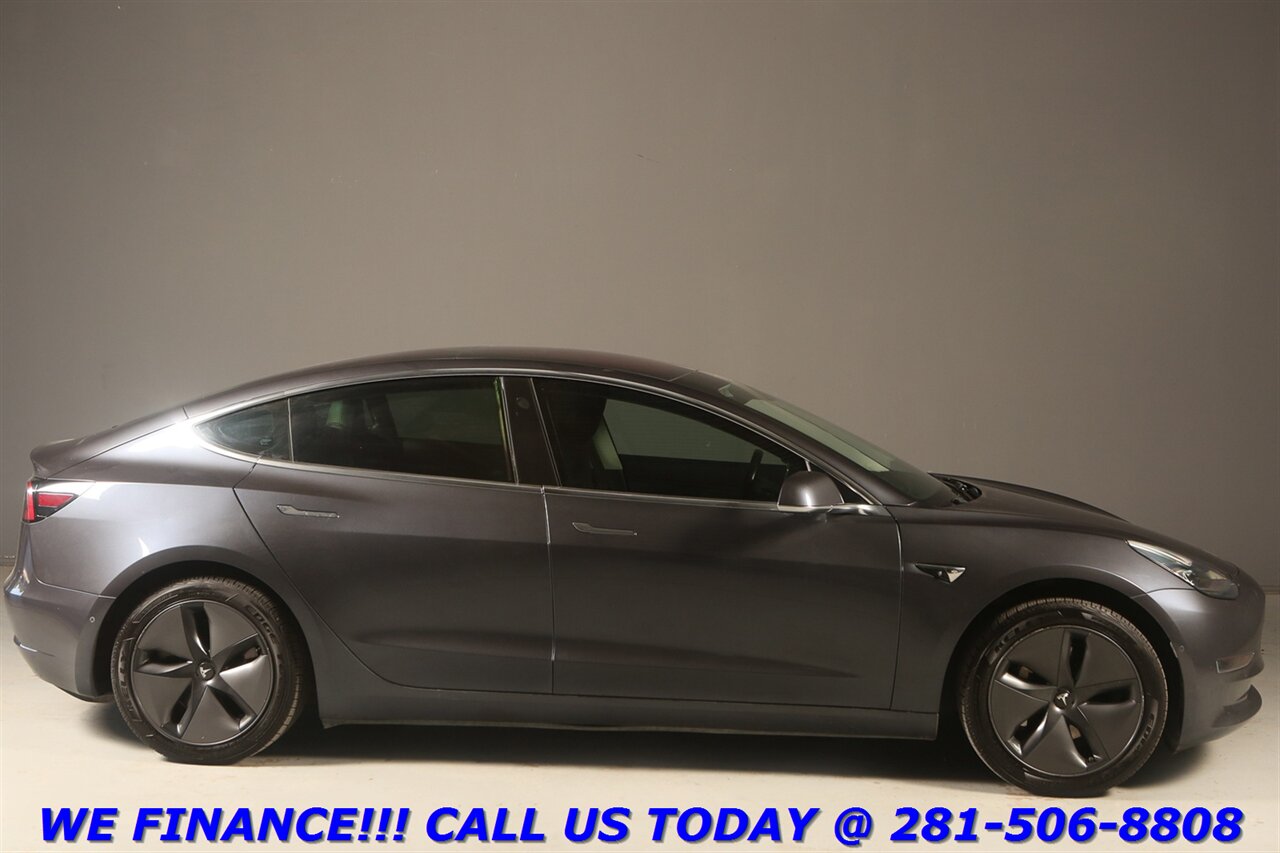 2018 Tesla Model 3 2018 Long Range AUTOPILOT NAV PANO HEATSEAT 68K - Photo 7 - Houston, TX 77031