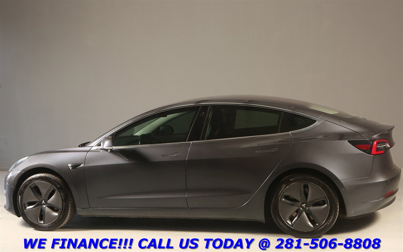 2018 Tesla Model 3 2018 Long Range AUTOPILOT NAV PANO HEATSEAT 68K - Photo 4 - Houston, TX 77031