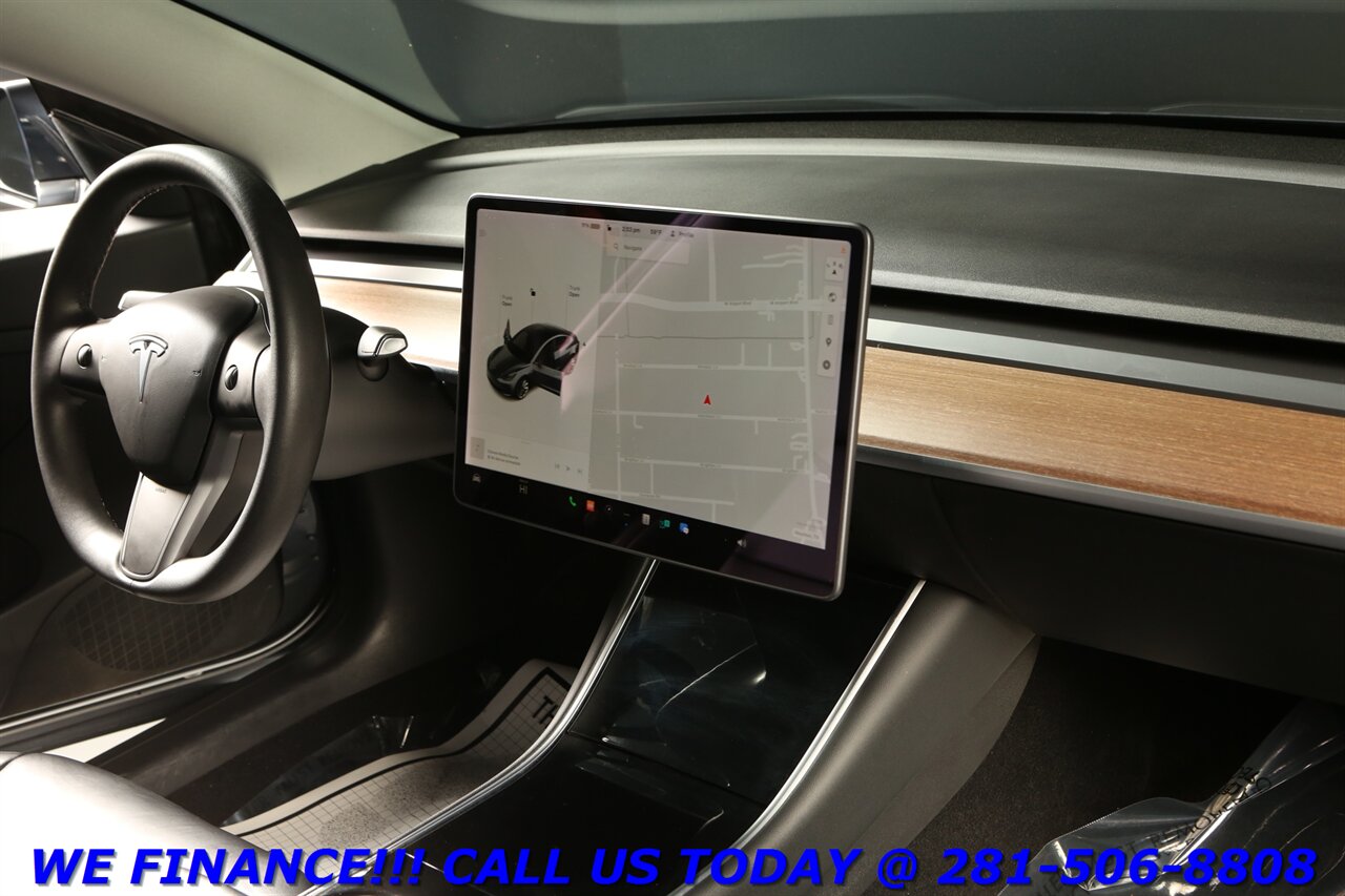 2018 Tesla Model 3 2018 Long Range AUTOPILOT NAV PANO HEATSEAT 68K - Photo 20 - Houston, TX 77031