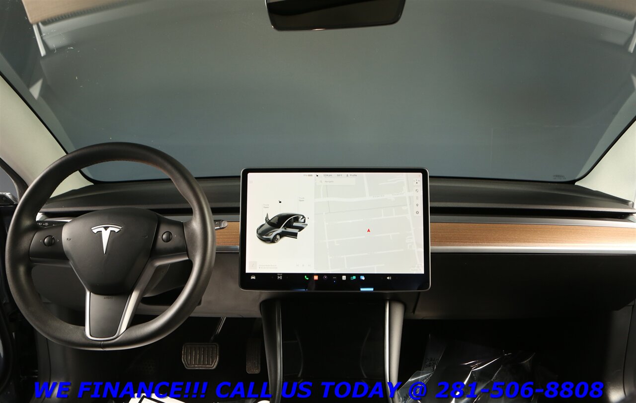 2018 Tesla Model 3 2018 Long Range AUTOPILOT NAV PANO HEATSEAT 68K - Photo 3 - Houston, TX 77031