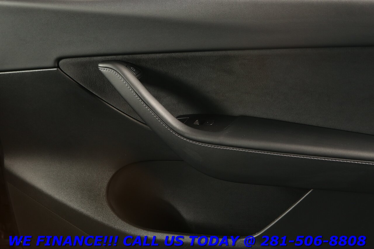 2018 Tesla Model 3 2018 Long Range AUTOPILOT NAV PANO HEATSEAT 68K - Photo 25 - Houston, TX 77031