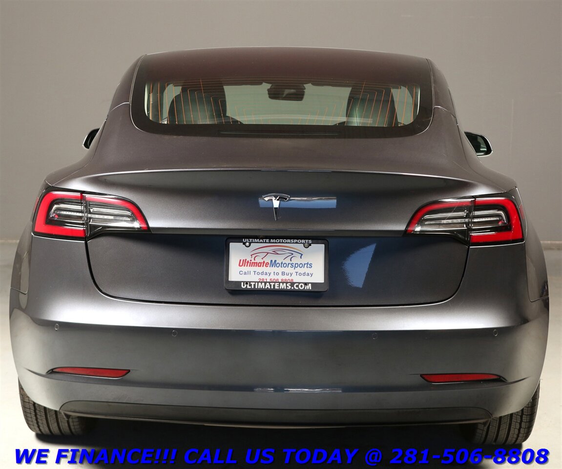 2018 Tesla Model 3 2018 Long Range AUTOPILOT NAV PANO HEATSEAT 68K - Photo 5 - Houston, TX 77031