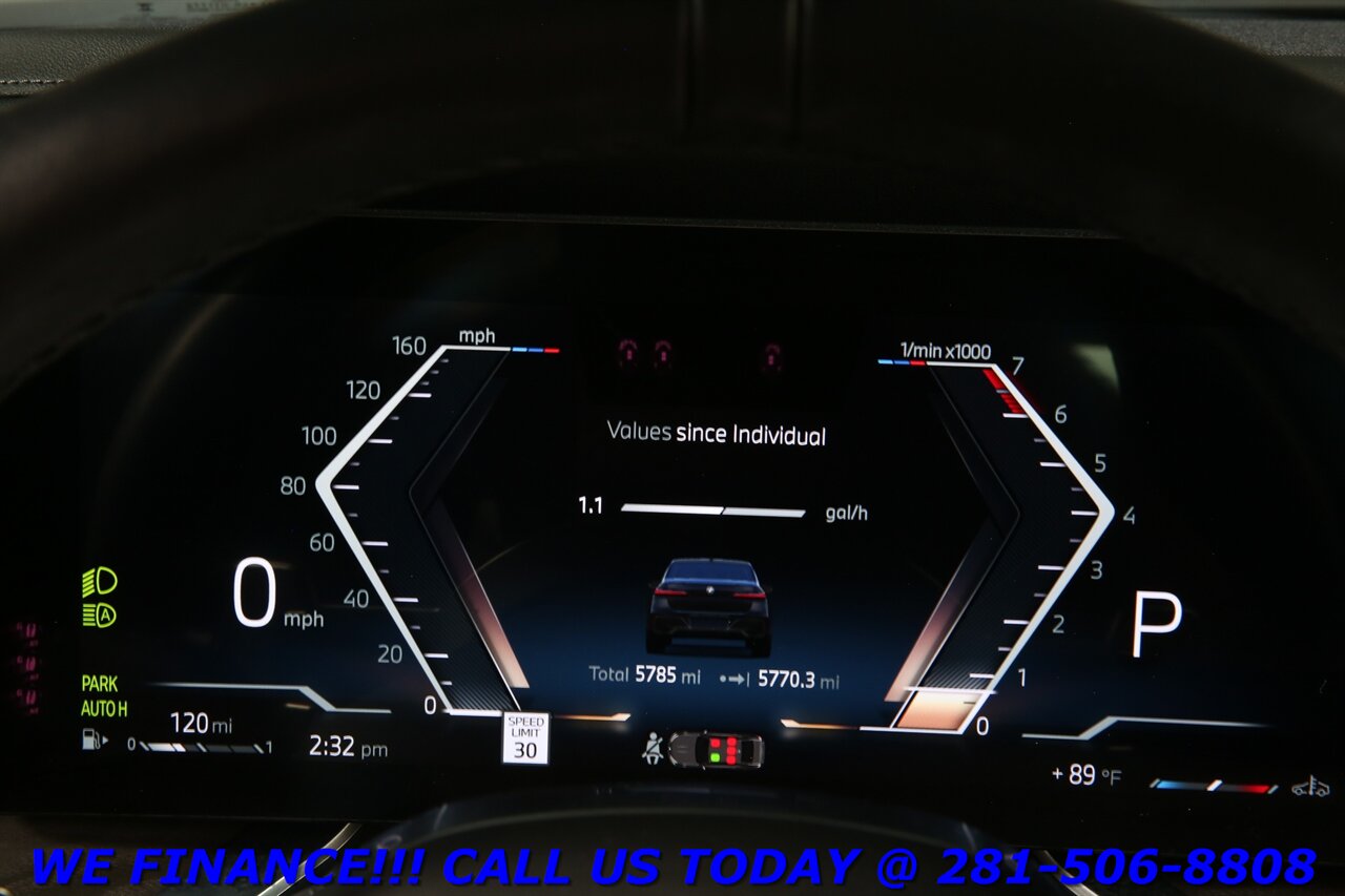 2024 BMW 2024 760i xDrive M-SPORT PREM EXEC THEATER SKY 5Mi - Photo 16 - Houston, TX 77031