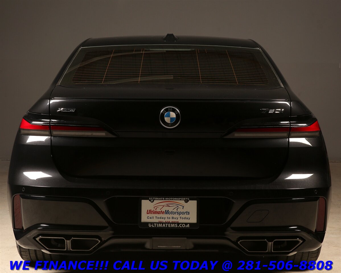 2024 BMW 2024 760i xDrive M-SPORT PREM EXEC THEATER SKY 5Mi - Photo 5 - Houston, TX 77031