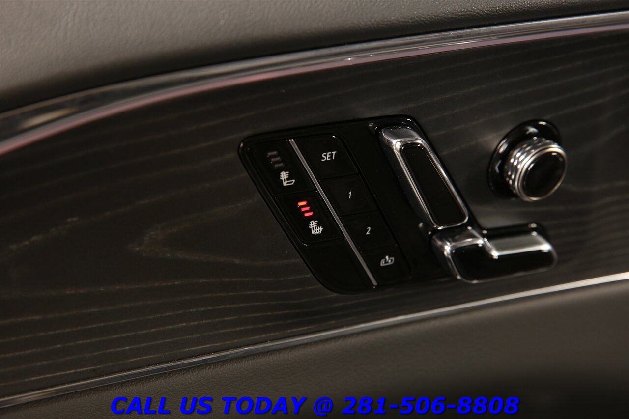 2024 Cadillac LYRIQ 2024 Sport AWD 500HP NAV PANO ADAPTCRUISE 8K Mi   - Photo 9 - Houston, TX 77031