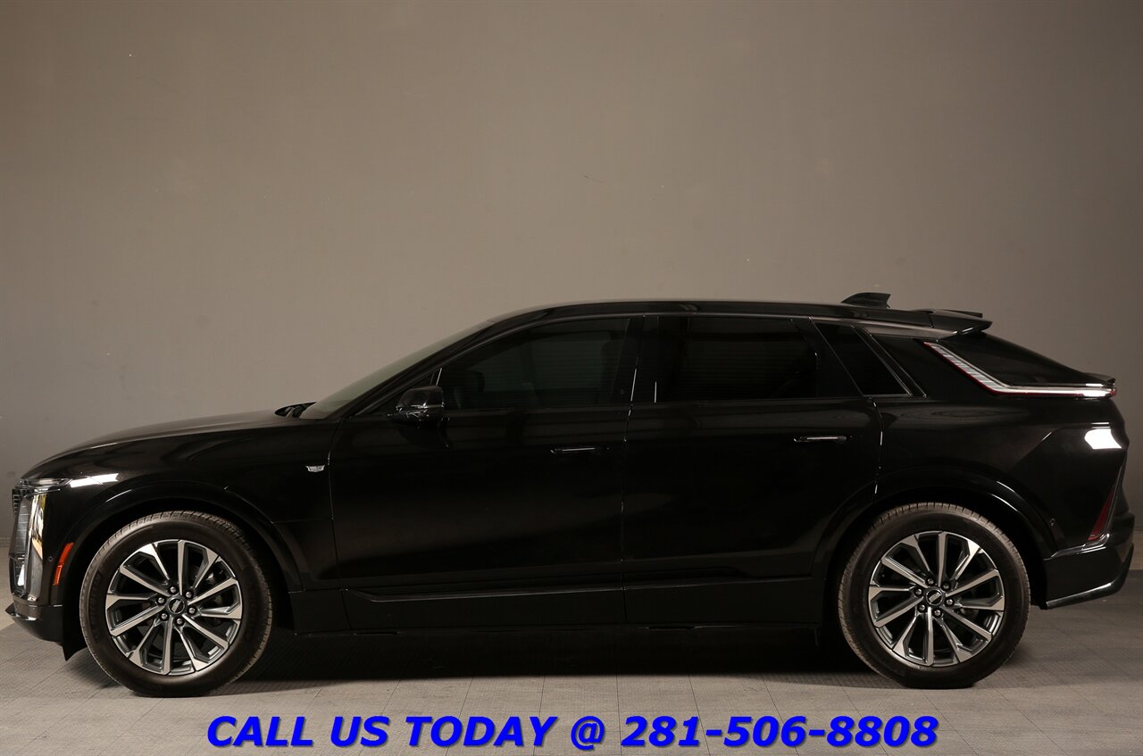 2024 Cadillac LYRIQ 2024 Sport AWD 500HP NAV PANO ADAPTCRUISE 8K Mi   - Photo 27 - Houston, TX 77031