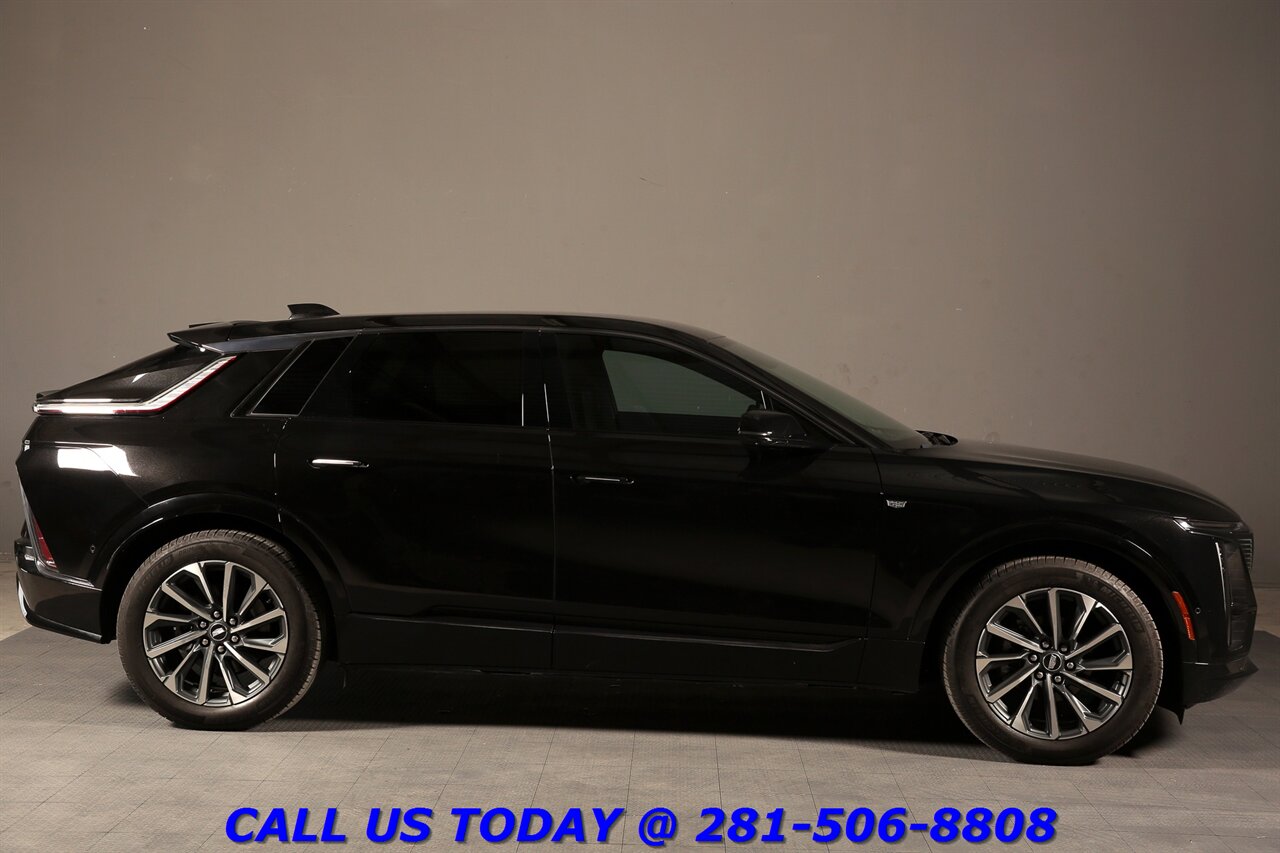 2024 Cadillac LYRIQ 2024 Sport AWD 500HP NAV PANO ADAPTCRUISE 8K Mi   - Photo 26 - Houston, TX 77031