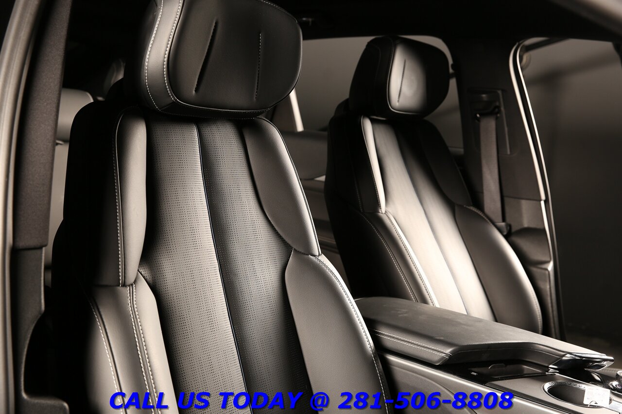 2024 Cadillac LYRIQ 2024 Sport AWD 500HP NAV PANO ADAPTCRUISE 8K Mi   - Photo 20 - Houston, TX 77031