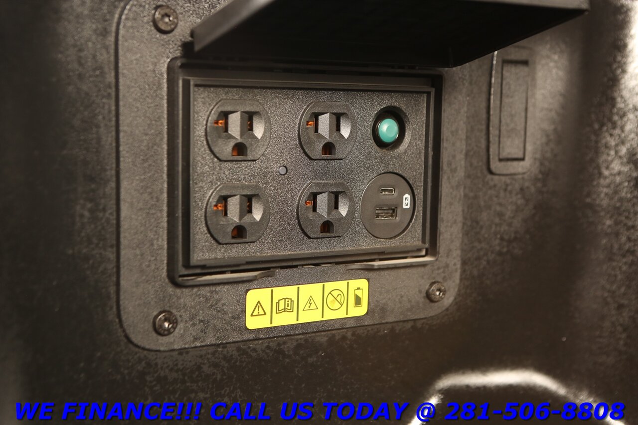 2022 Ford F-150 2022 LIGHTNING CREW XLT 4x4 NAV BLIND CAM EV   - Photo 23 - Houston, TX 77031