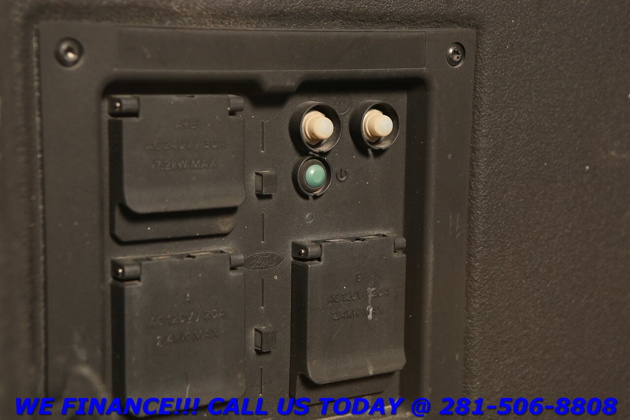 2022 Ford F-150 2022 LIGHTNING CREW XLT 4x4 NAV BLIND CAM EV   - Photo 22 - Houston, TX 77031
