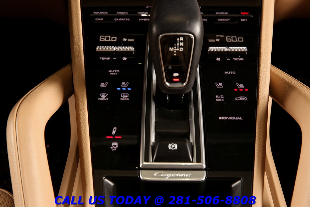 2019 Porsche Cayenne 2019 E-Hybrid AWD PREM+ PKG NAV PANO ADAPT 42K MLS - Photo 17 - Houston, TX 77031