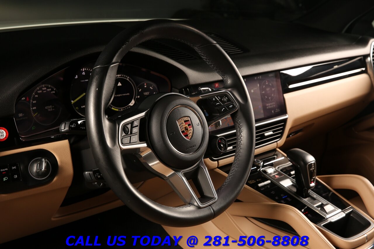 2019 Porsche Cayenne 2019 E-Hybrid AWD PREM+ PKG NAV PANO ADAPT 42K MLS - Photo 9 - Houston, TX 77031