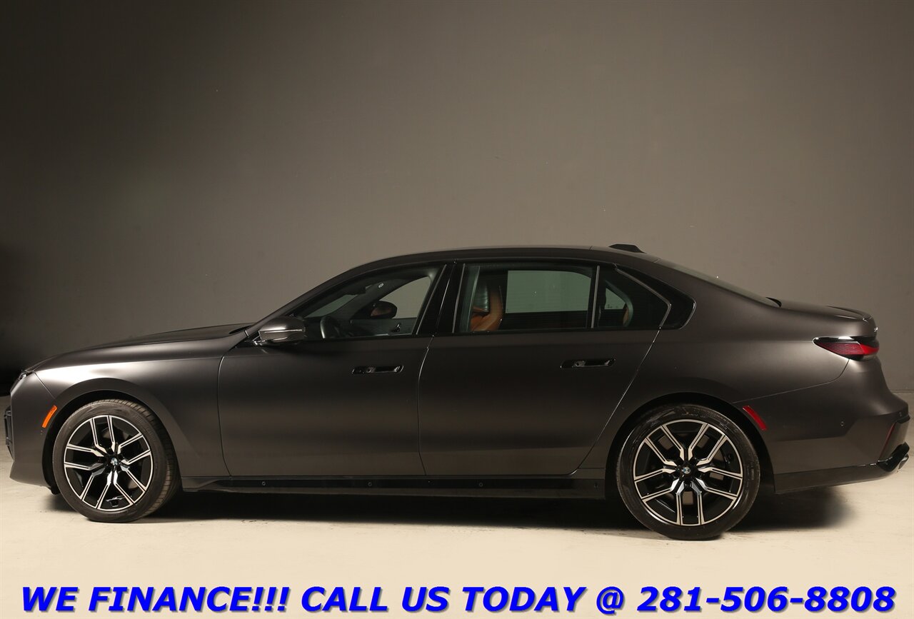 2023 BMW 2023 760i xDrive M-Sport AWD NAV HUD PANO 21K MLS   - Photo 4 - Houston, TX 77031