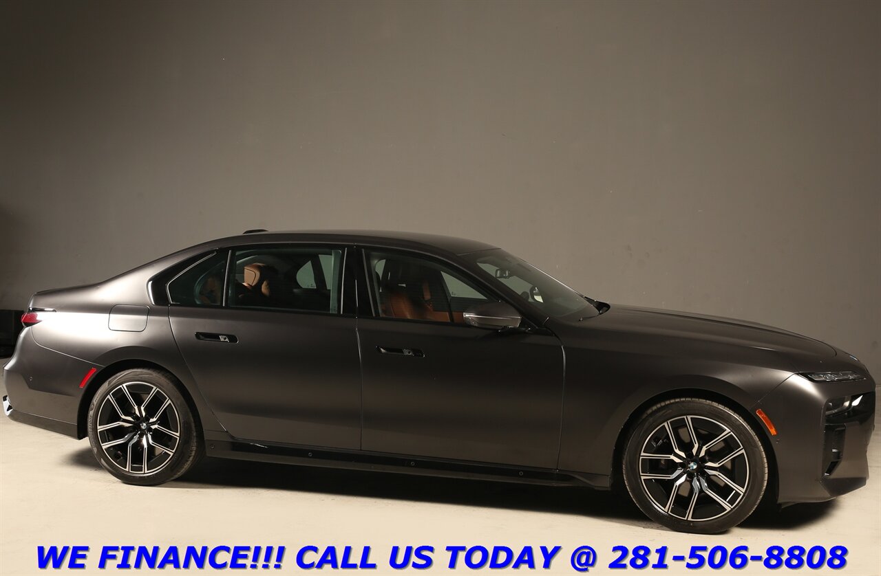 2023 BMW 2023 760i xDrive M-Sport AWD NAV HUD PANO 21K MLS   - Photo 7 - Houston, TX 77031