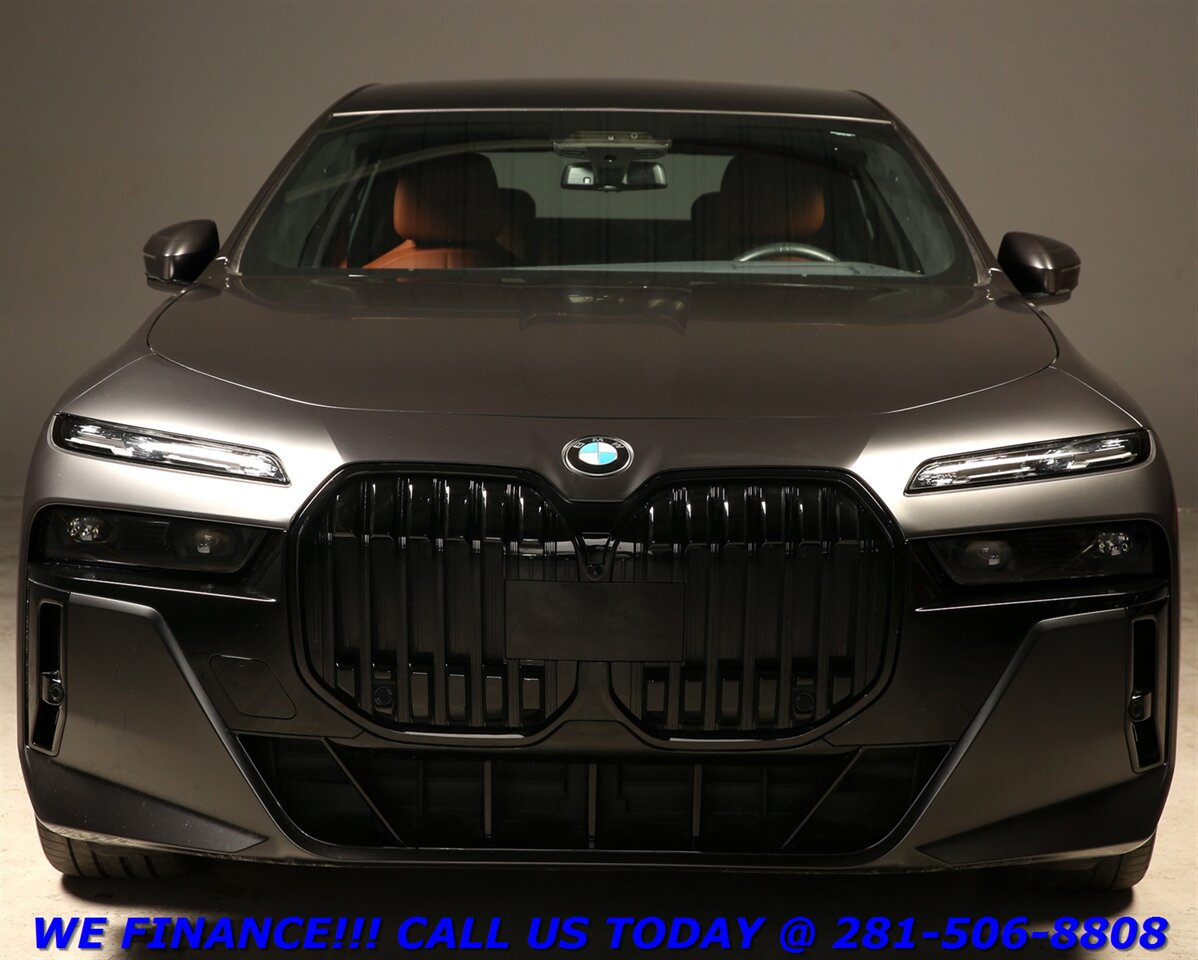 2023 BMW 2023 760i xDrive M-Sport AWD NAV HUD PANO 21K MLS   - Photo 8 - Houston, TX 77031