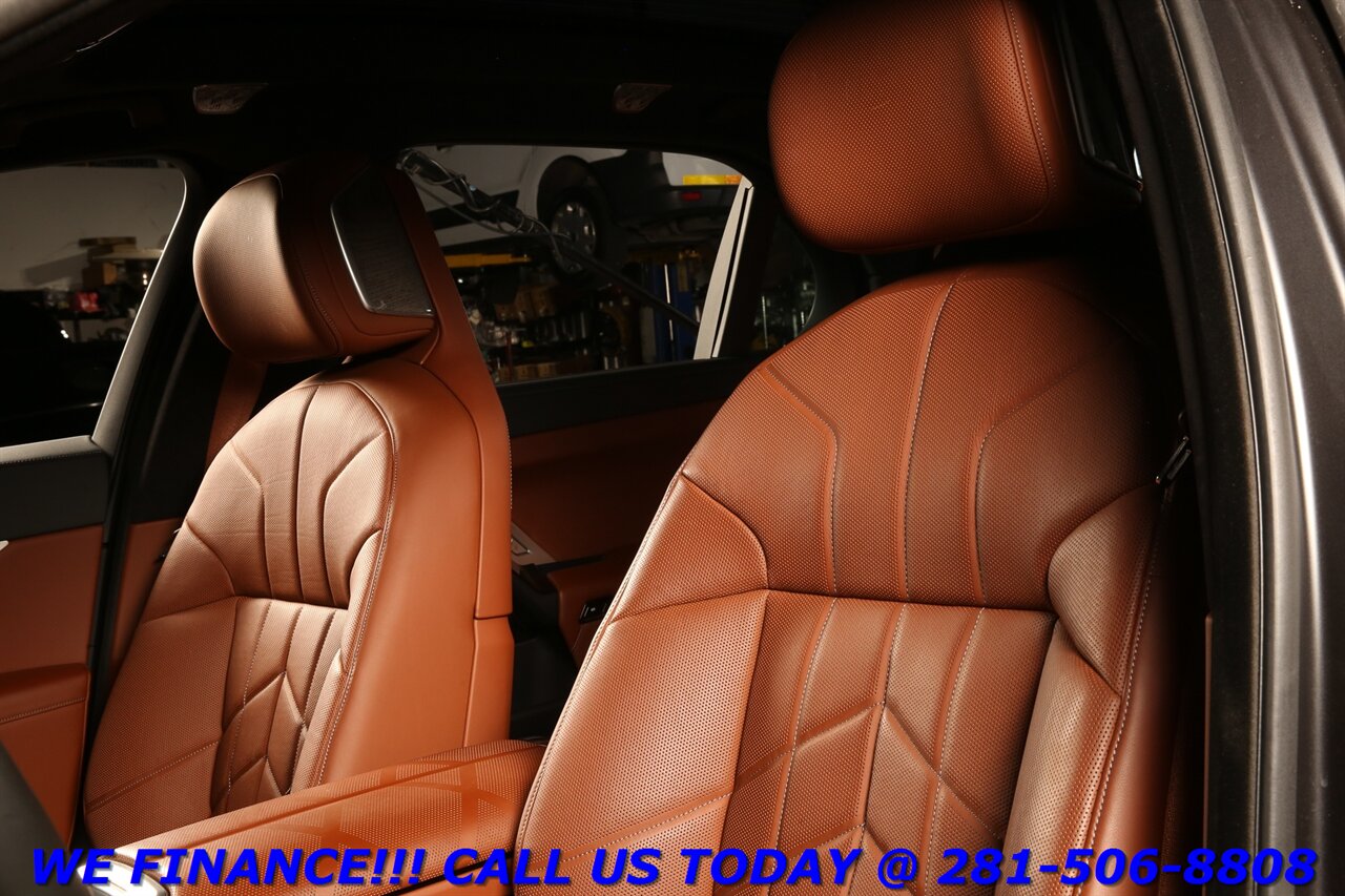 2023 BMW 2023 760i xDrive M-Sport AWD NAV HUD PANO 21K MLS   - Photo 12 - Houston, TX 77031