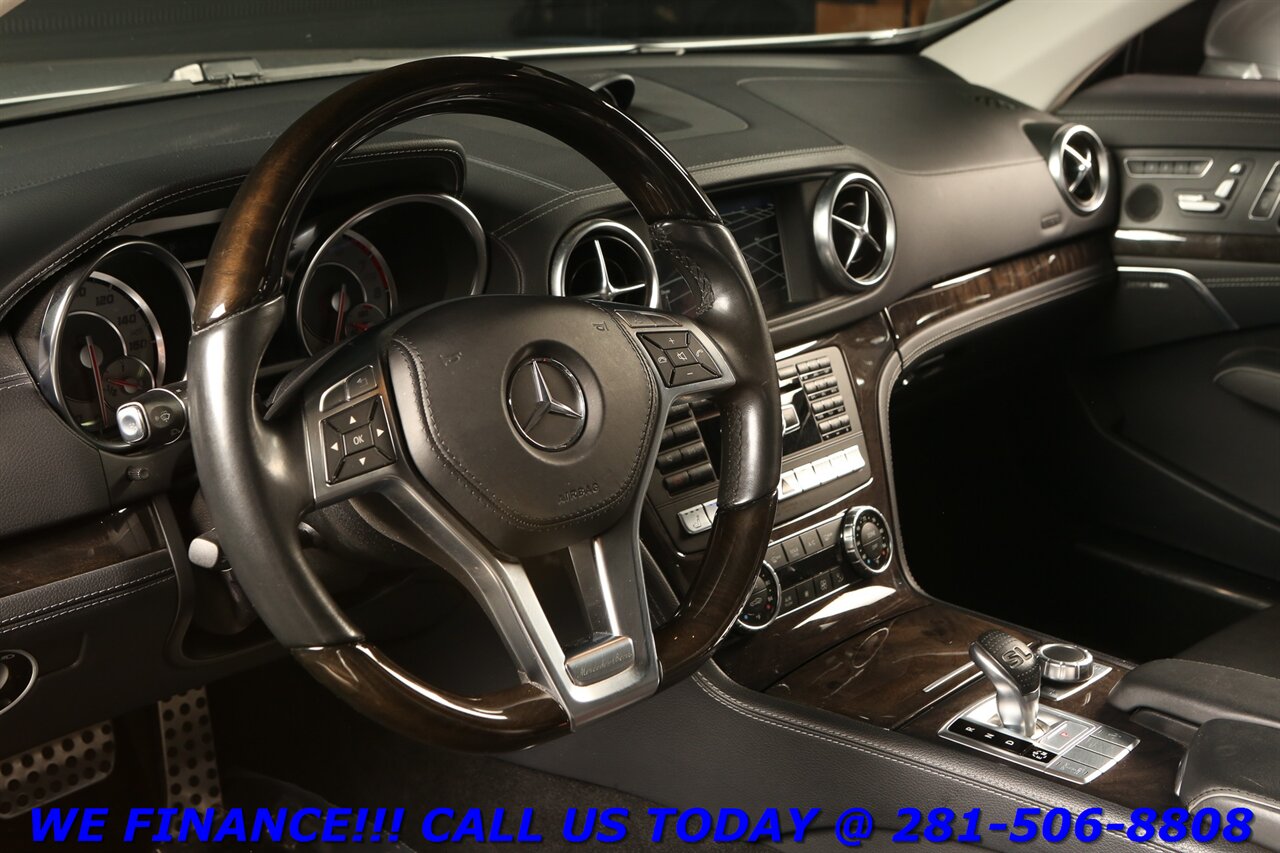 2015 Mercedes-Benz 2015 SL 550 DESIGNO MAGICSKY PANO BLIS HARMAN 28K   - Photo 11 - Houston, TX 77031