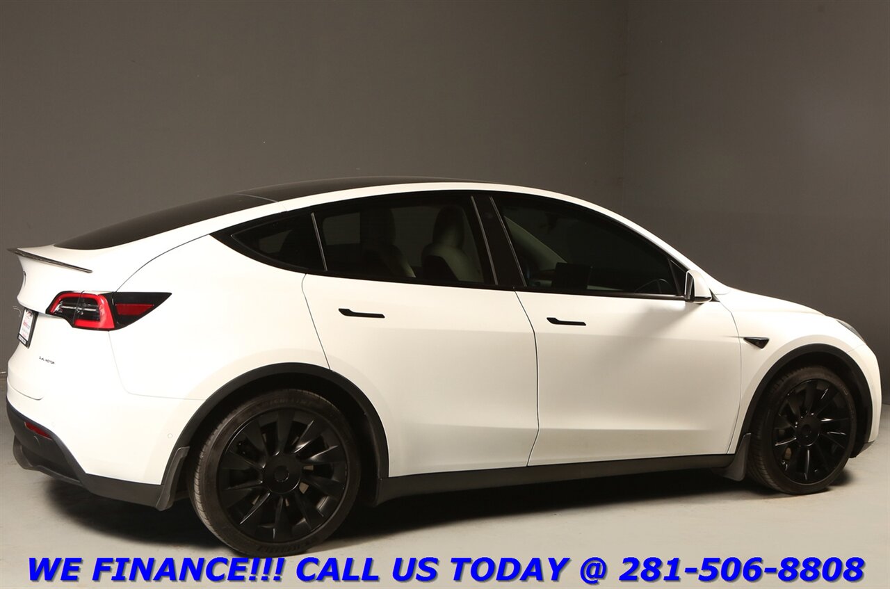 2021 Tesla Model Y 2021 Long Range AWD FSD ACCEL BOOST NAV PANO   - Photo 6 - Houston, TX 77031