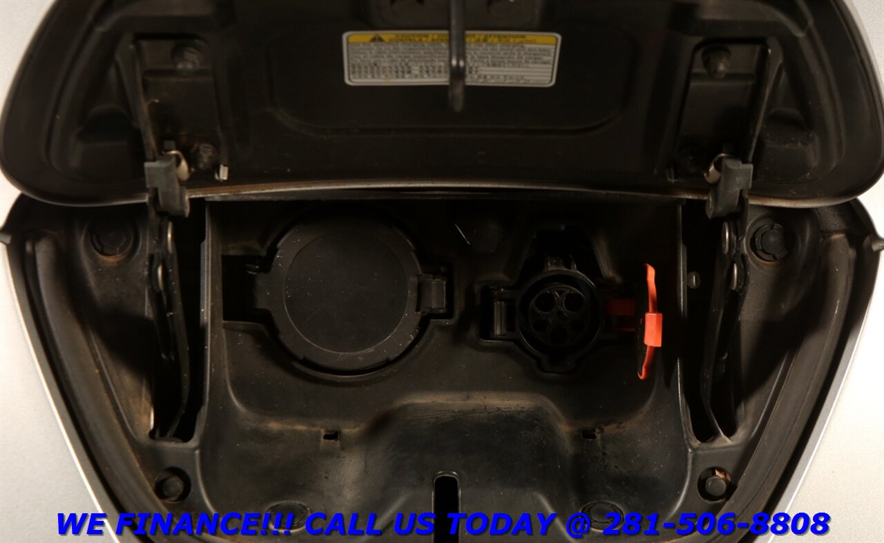 2020 Nissan LEAF 2020 SV TECH QUICK CHARGE NAV INTEL CRUISE 51K MLS   - Photo 23 - Houston, TX 77031